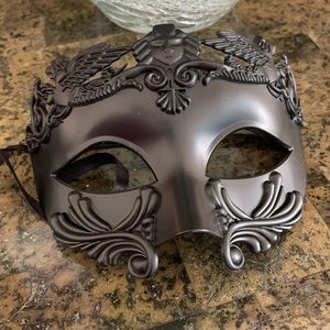 Men’s masquerade mask